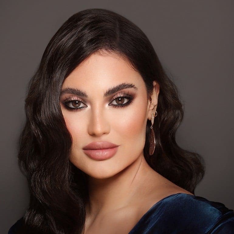 عدسات ملونه من ديفا - سيدار